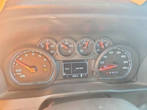 Used 2024 GMC Sierra 1500 Pro w/ Pro Value Package image 9