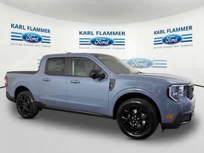 New 2025 Ford Maverick Lariat w/ Black Appearance Package