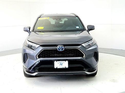 Used 2024 Toyota RAV4 SE w/ Weather & Moonroof Package AWD/4WD image 8