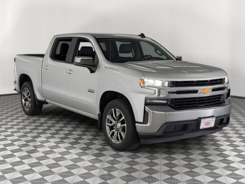 Used 2019 Chevrolet Silverado 1500 LT w/ Texas Edition image 7