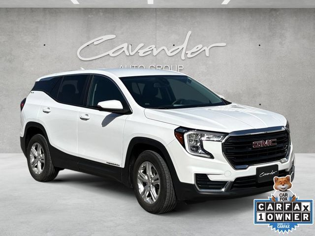 Used 2024 GMC Terrain SLE FWD image 2