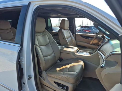Used 2018 Cadillac Escalade Platinum image 75