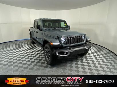 New 2026 Jeep Gladiator Sport