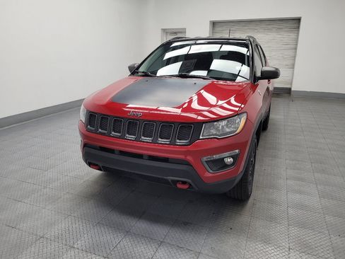 Used 2020 Jeep Compass Trailhawk AWD/4WD image 15