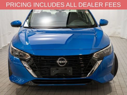 Used 2025 Nissan Sentra SV FWD image 2