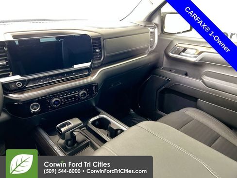 Used 2024 Chevrolet Silverado 1500 RST AWD/4WD image 25