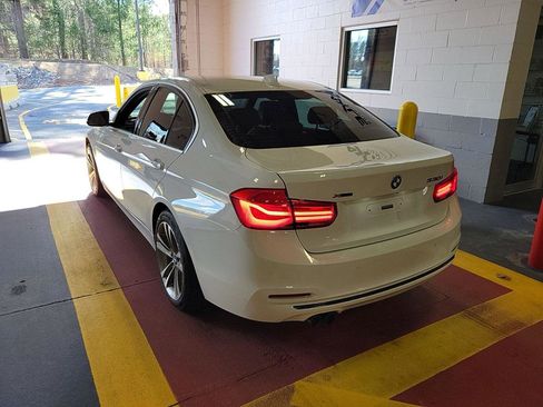 Used 2017 BMW 330i xDrive Sedan image 2