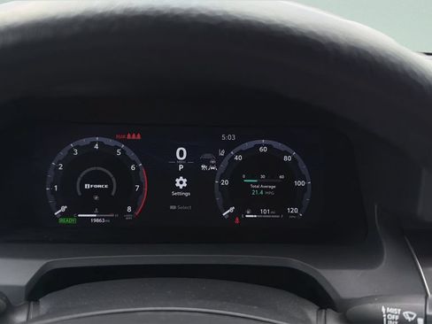 Used 2025 Toyota Tacoma TRD Sport AWD/4WD image 30
