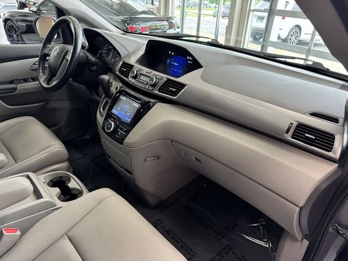 Used 2015 Honda Odyssey EX-L image 17