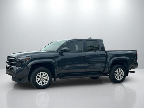 Used 2024 Toyota Tacoma SR5 AWD/4WD image 8