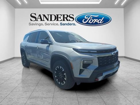 Used 2026 Chevrolet Traverse Z71 w/ Driver Confidence Package AWD/4WD image 1