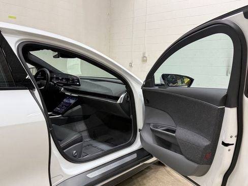 Used 2024 Lucid Air Touring AWD/4WD image 40