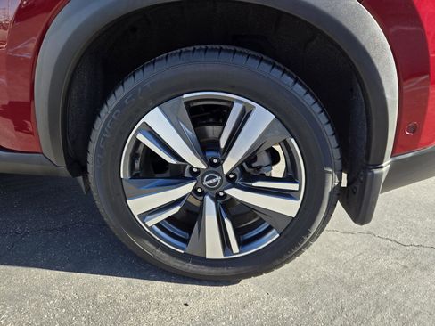 Used 2022 Nissan Rogue Platinum w/ Head-Up Display Package image 35