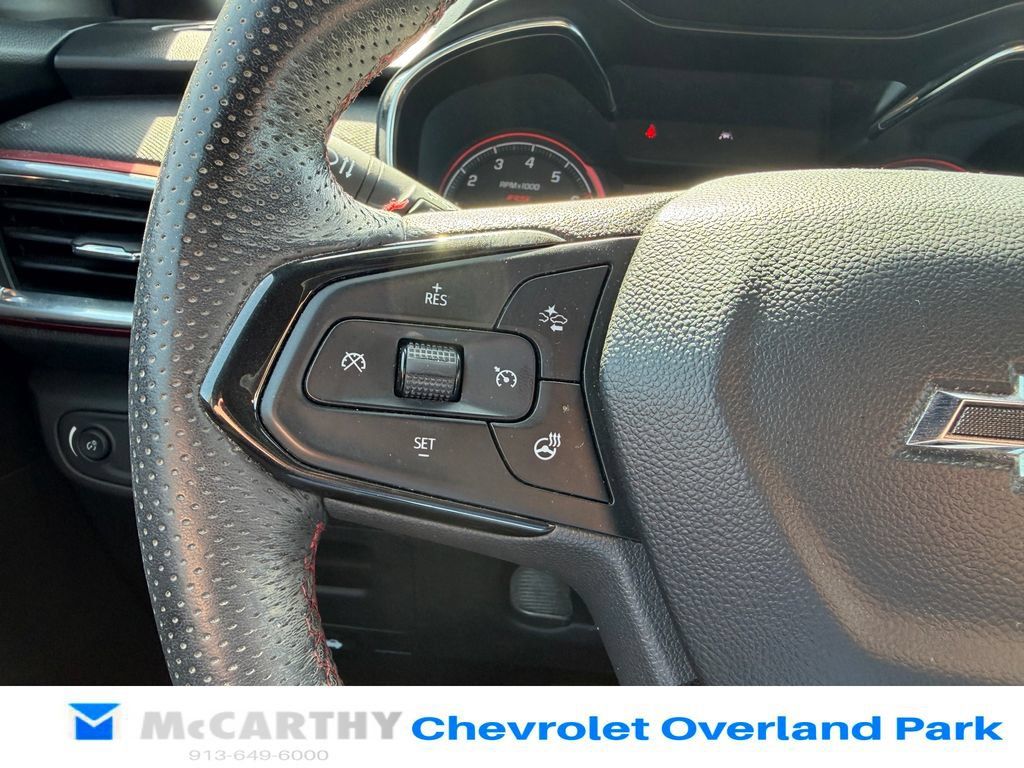 Used 2022 Chevrolet TrailBlazer RS w/ Sun and Liftgate Package AWD/4WD image 13