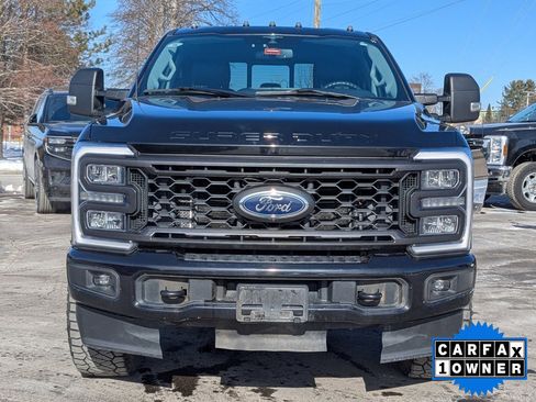 Used 2023 Ford F250 XLT w/ XLT Premium Package image 8