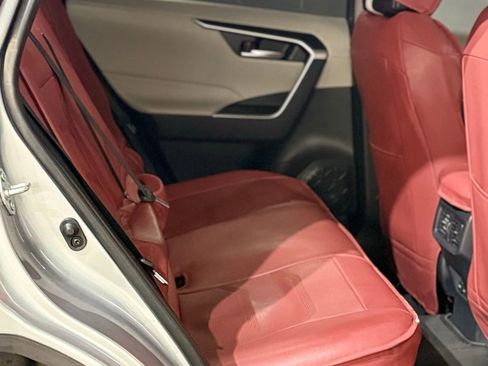 Used 2025 Toyota RAV4 XLE w/ Convenience Package image 57