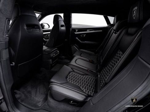 Used 2019 Lamborghini Urus AWD/4WD image 47