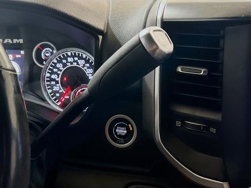 Used 2021 RAM 2500 Big Horn w/ Level 1 Equipment Group image 12