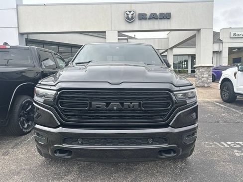 Used 2020 RAM 1500 Limited w/ Black Appearance Package AWD/4WD image 18