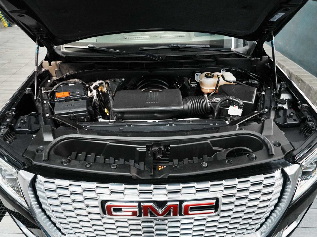 Used 2023 GMC Yukon Denali AWD/4WD image 42