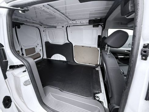 Used 2019 Ford Transit Connect XLT FWD image 15