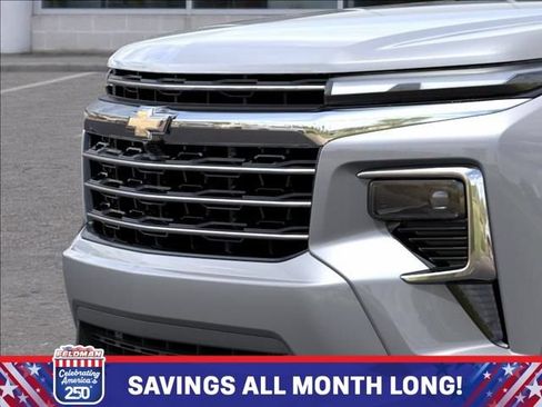 New 2026 Chevrolet Traverse LT w/ Driver Confidence Package AWD/4WD image 13