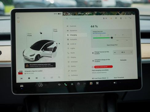 Used 2022 Tesla Model 3 Long Range AWD/4WD image 14