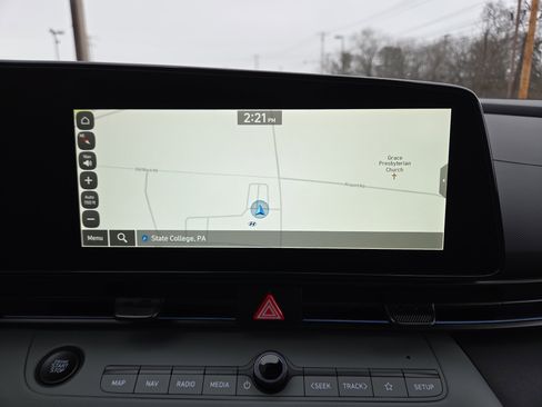 New 2026 Hyundai Elantra Limited image 27