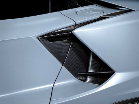 Used 2024 Lamborghini Revuelto AWD/4WD image 19