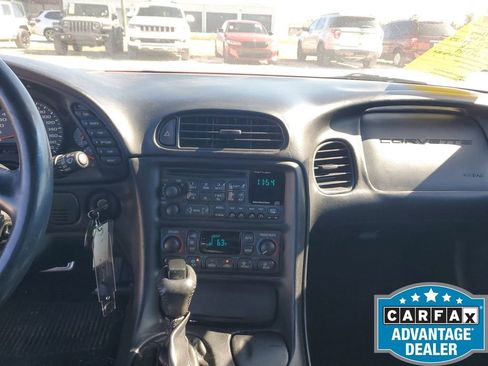 Used 2003 Chevrolet Corvette Convertible w/ Preferred Equipment Group1 image 11