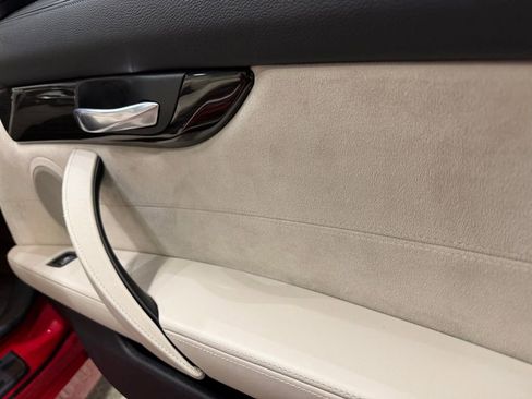 Used 2010 BMW Z4 sDrive35i image 36