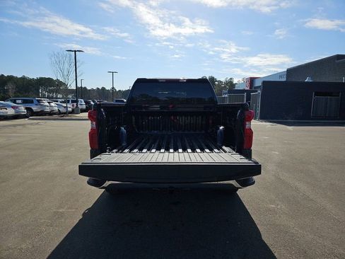 Used 2020 Chevrolet Silverado 1500 LT AWD/4WD image 16