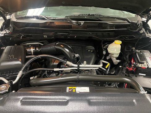 Used 2017 RAM 1500 Laramie w/ Convenience Group image 16