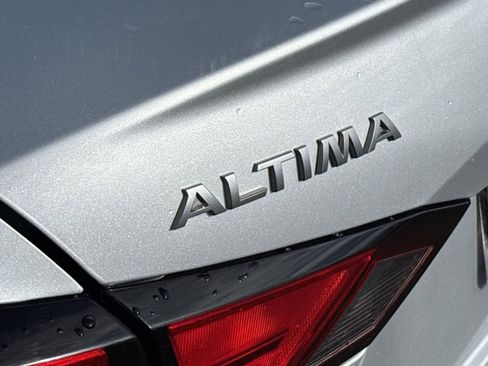 Used 2024 Nissan Altima 2.5 SR image 33