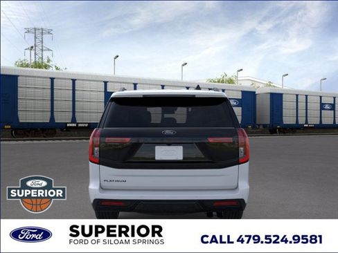 New 2026 Ford Expedition Platinum image 5