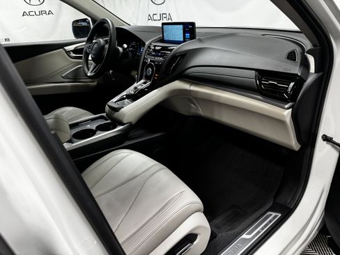 Certified 2025 Acura RDX SH-AWD w/ Technology Package image 12