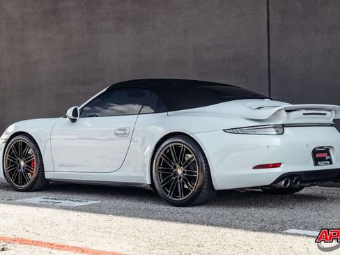 Used 2015 Porsche 911 Carrera 4S AWD/4WD image 32