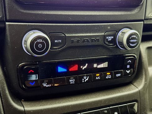 Used 2023 RAM ProMaster 2500 image 12
