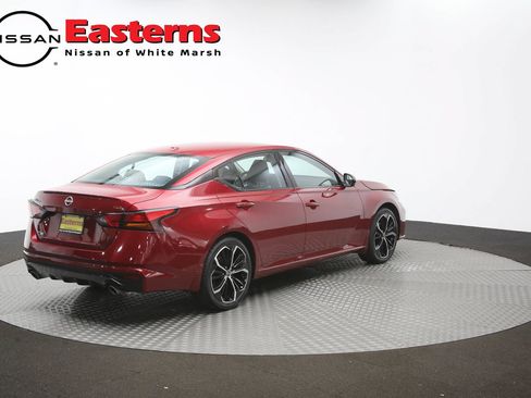 Used 2024 Nissan Altima 2.5 SR w/ SR Premium Package FWD image 40