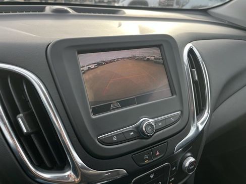 Used 2023 Chevrolet Equinox LT image 57