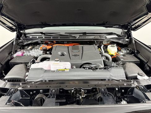 New 2026 Toyota Sequoia Platinum AWD/4WD image 35