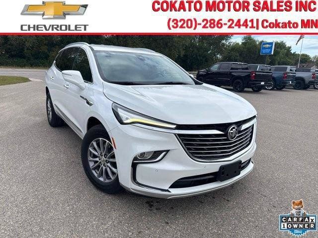 Used 2023 Buick Enclave Essence AWD/4WD image 1