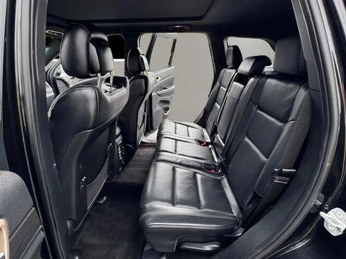 Used 2015 Jeep Grand Cherokee Limited w/ Luxury Group II AWD/4WD image 10