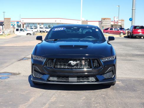 Used 2024 Ford Mustang GT Premium image 6