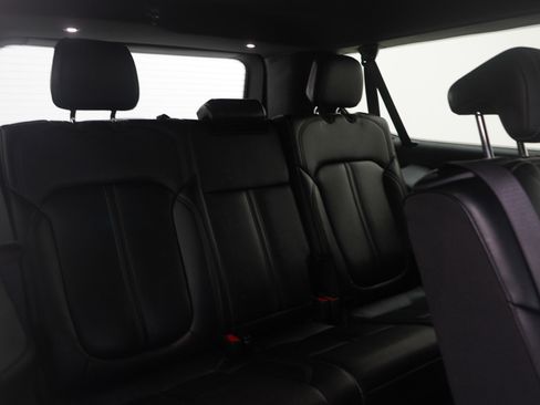 Used 2024 Jeep Wagoneer L Series III w/ Flexible Seating Group AWD/4WD image 14