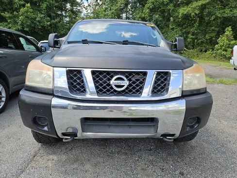 Used 2009 Nissan Titan SE w/ SE Drivers Convenience Pkg AWD/4WD image 3