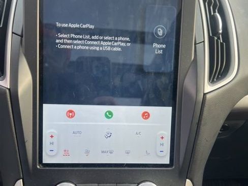 Used 2024 Ford Edge SEL w/ Convenience Package image 14