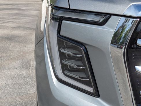 New 2026 GMC Yukon XL Elevation image 10