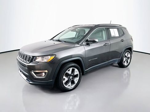 Used 2020 Jeep Compass Limited image 3