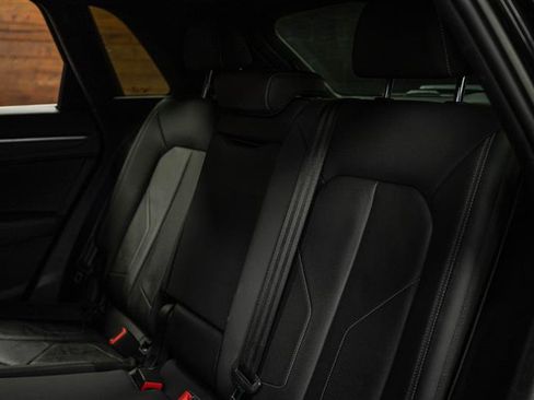 Used 2020 Audi Q3 2.0T Premium Plus w/ Premium Plus Package image 13